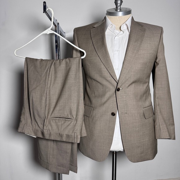 Jos. A. Bank Other - Jos. A. Bank Suit Mens 41R 34x31 Taupe Brown Solid Signature 100% Wool 2-Button